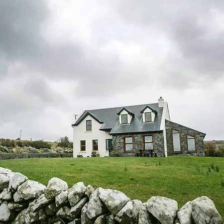 בית נופש Entire House Near Doolin On The Wild Atlantic Way. ליסדונורנה